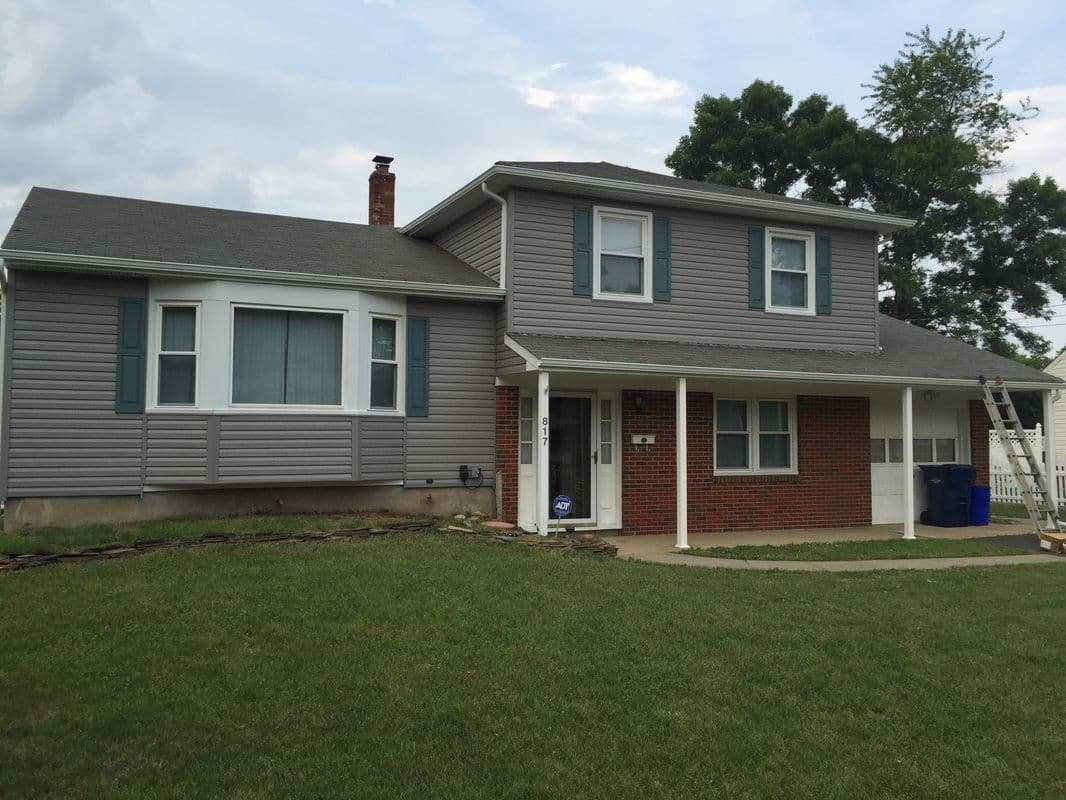 Traditional Vinyl Siding Gallery